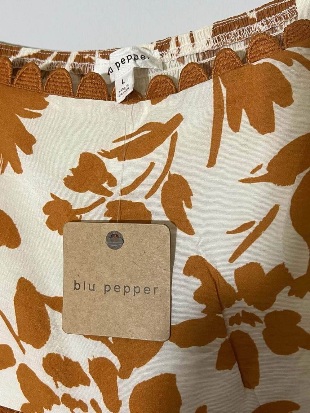 Blu Pepper Floral Puff Sleeve Smocked Maxi Dress Size L - Picture 3 of 7